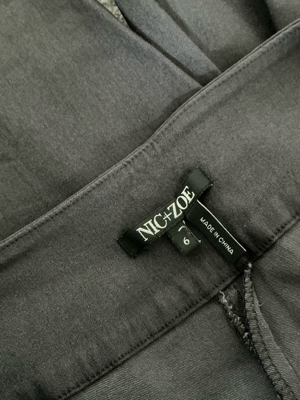 NIC + ZOE Wonderstretch Straight Leg Pants - Picture 8 of 12